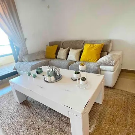 Guadalcantara Apartment *