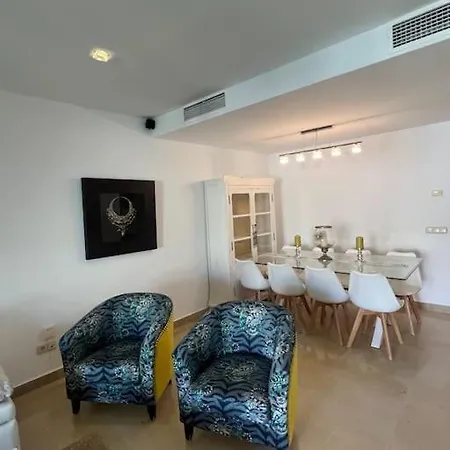 Guadalcantara Apartment *